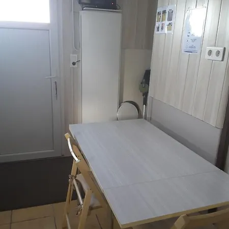 Les Vignes D'ygrande Homestay *